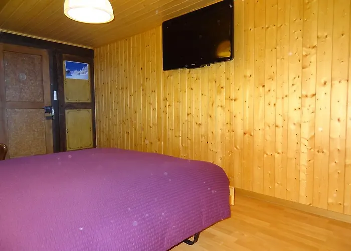 Helvetia Szálloda 3*